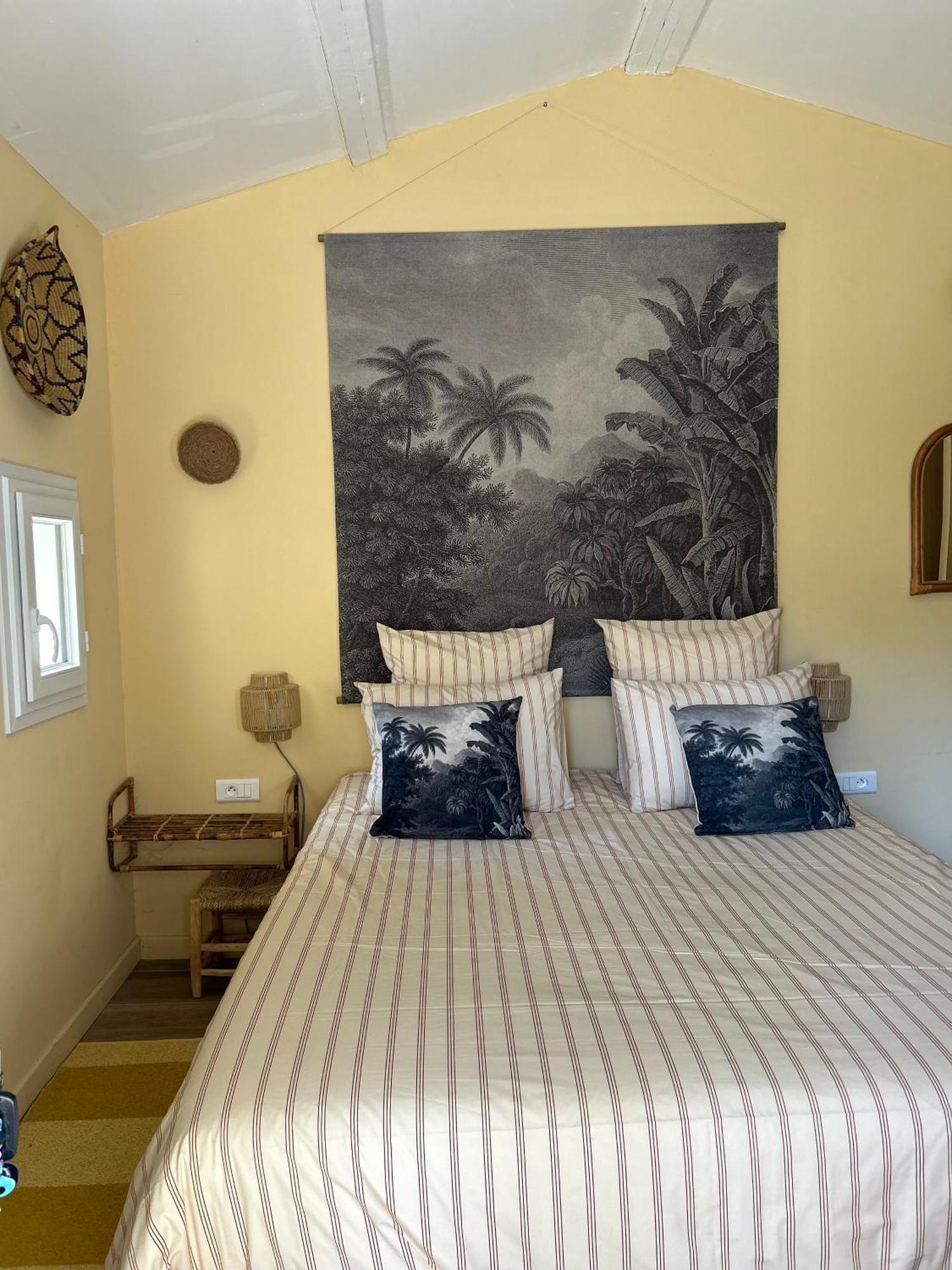 Les Cabanons Sainte Victoire Hotell Rum bild