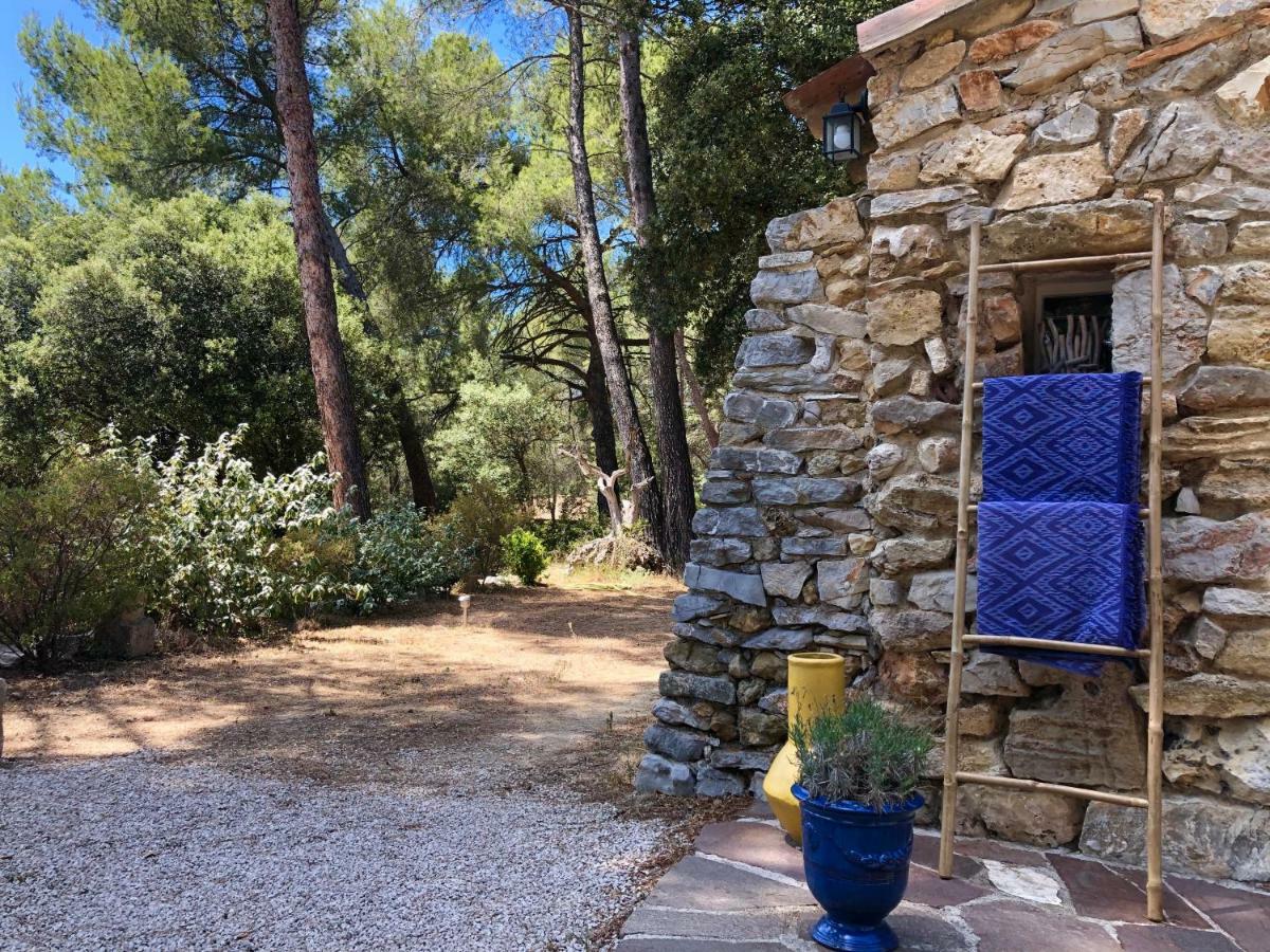 Les Cabanons Sainte Victoire Hotell Exteriör bild